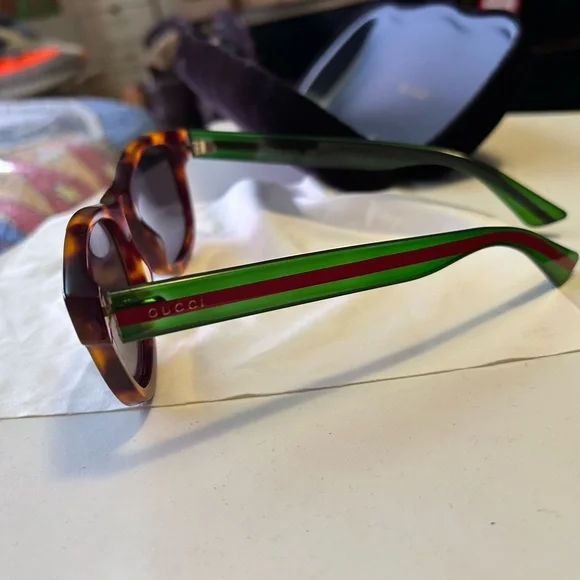 #Exclusive #Gucci #Leopard #SunGlasses #OS #LikeNew - Picture 4 of 13